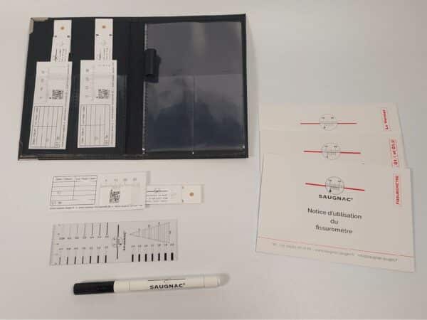 Expert Set mit 3 G1 Rissmonitoren und einem Fissurometer