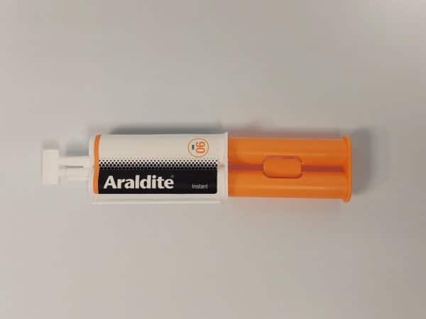 Colle epaxy pour fixation des jauges