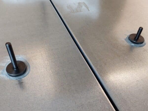 Schraubenset zur Klebebefestigung des R1-Sensors