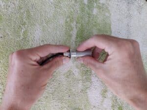 Fixation R10 - Hygromètre et thermomètre connecté